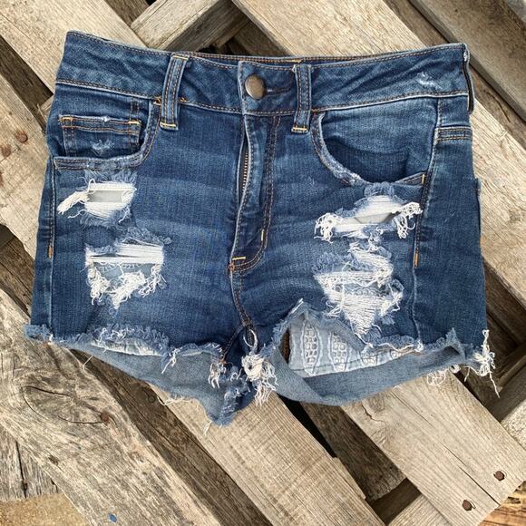 AEO Super Stretch Hi Rise Shortie crochet shorts Size 2 - Picture 1 of 6